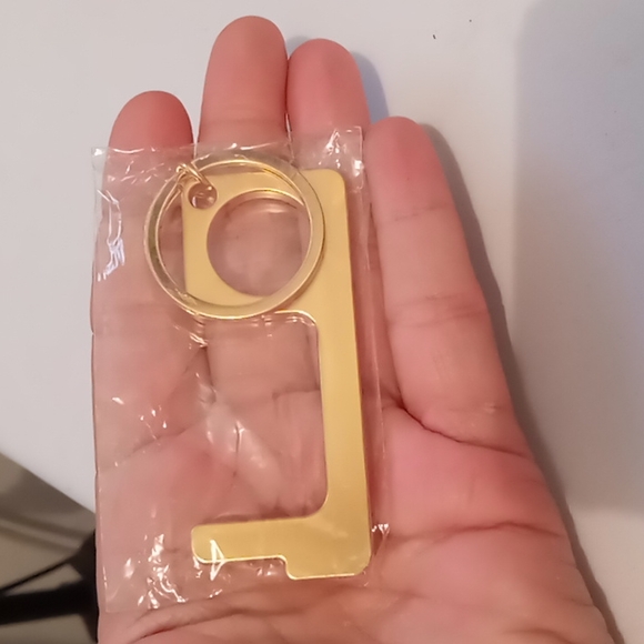 Door Opener Keychain, No-Touch Key Chain Tool for Doors, Tou - Picture 5 of 5